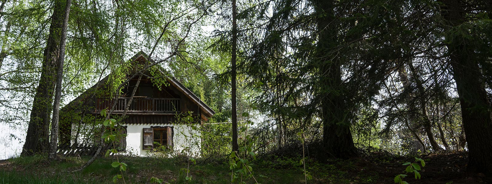 il "Mutterhäusl" dell'hotel Briol a Barbiano immerso nel verde della natura