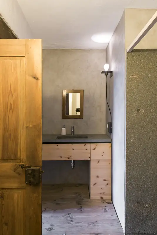 Haus Settari — heritage home with modern elements